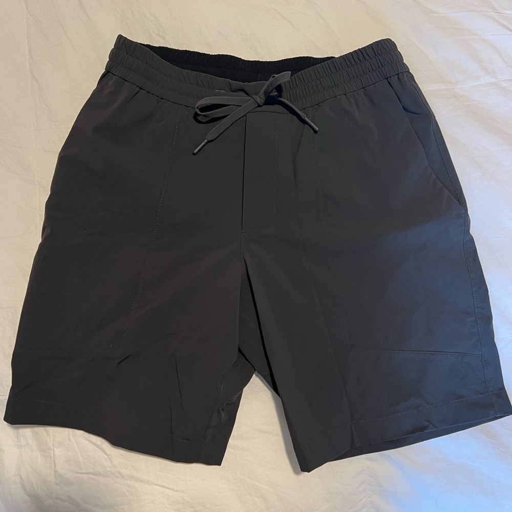 Lululemon bowline shorts 8” inseam